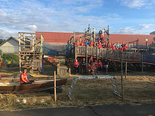 Playground Control to Major Frond