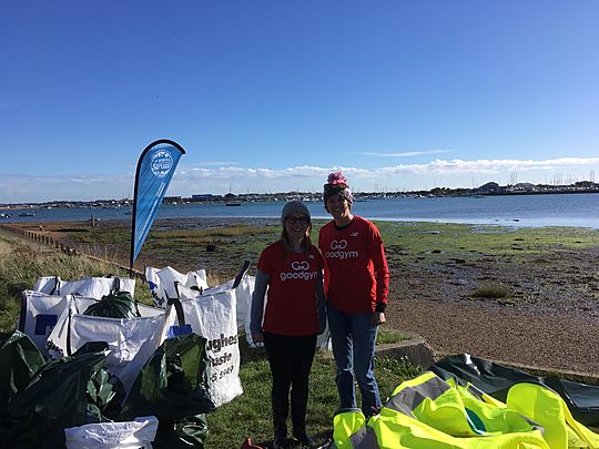 It 'shore' was muddy beach cleaning with Southsea Beachwatch