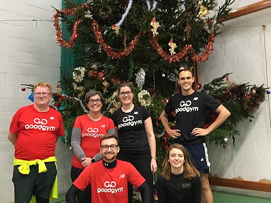 TREEting the Westcombe Society to a Dose of GoodGym Greenwich Christmas Cheer