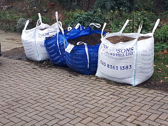 Shovel - squat - lift - tip - rake.... putting the gym into GoodGym