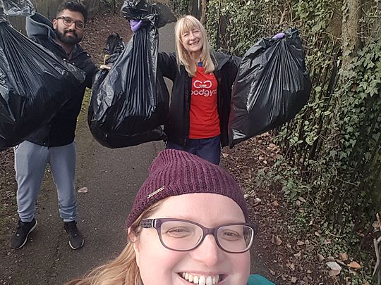 Plogging along Ploughmans Lane