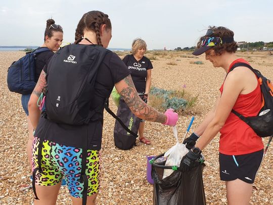 Synchronised plogging