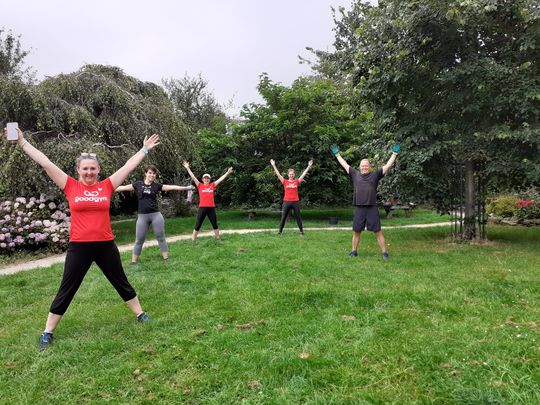 Only Jewels and (fitness) Courses: Don't be a plonker Rodney be a Planker :)