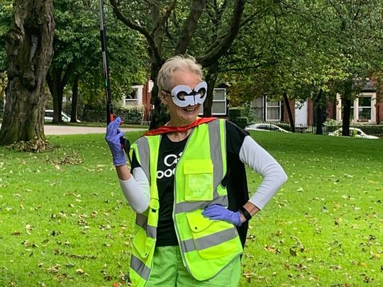 Fighting dirty. Keeping Potternewton park litter free! 