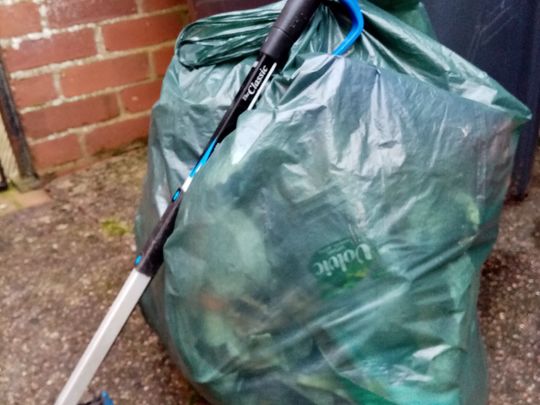 Lunchtime litter pick 