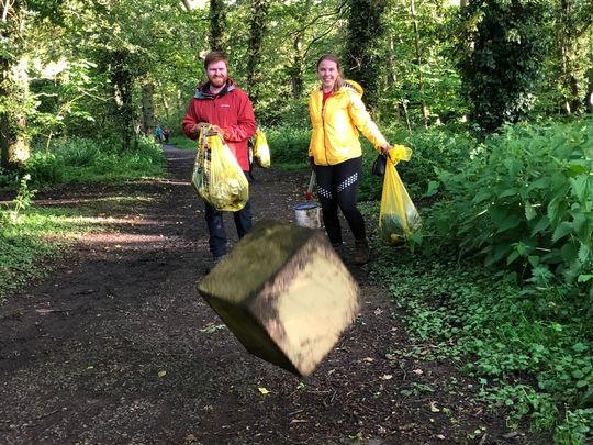 There's no such thing as litter picking training; you just pick it up as you go along...... (Dragon hunting edition!)