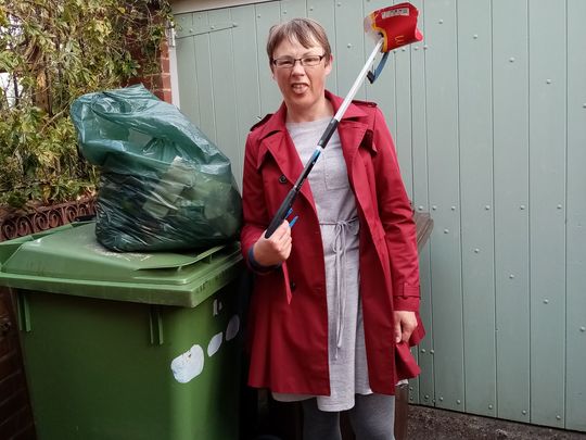 Lunchtime litter pick 