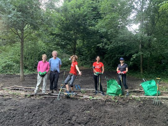 Helping out at Finchley Way Open Space