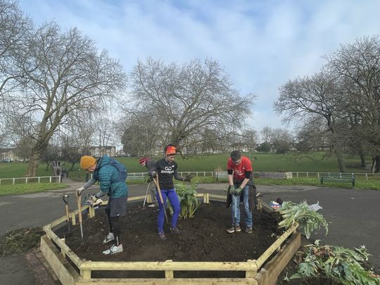 The Dig (Sutton Hoo? No match for us)