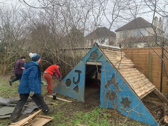 A shed load of hammering 