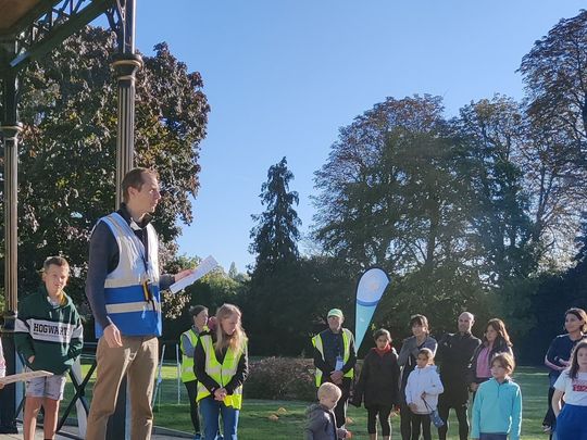 What to do on a sunny Sunday? Help at Woking Junior parkrun of course...