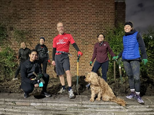 GoodGym comes to a fork near the road.