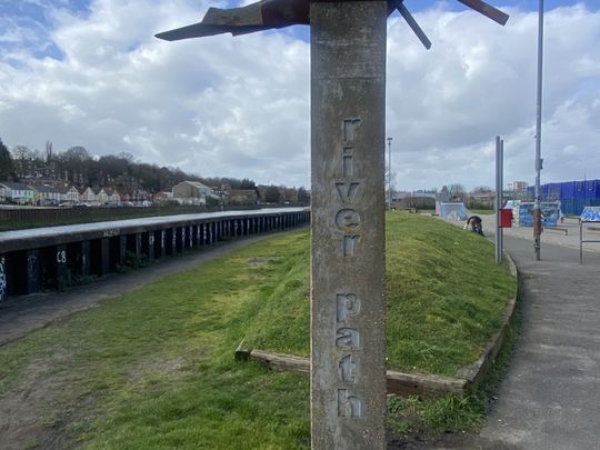 No such thing as a banal canal ... collecting things the everyday folk leave behind 