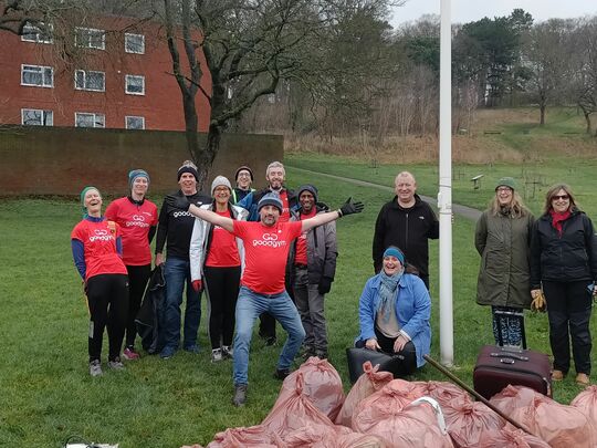 An "Intents" New Year Litter Pick