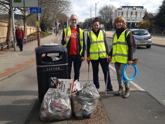 Keeping Charlton Tidy! 