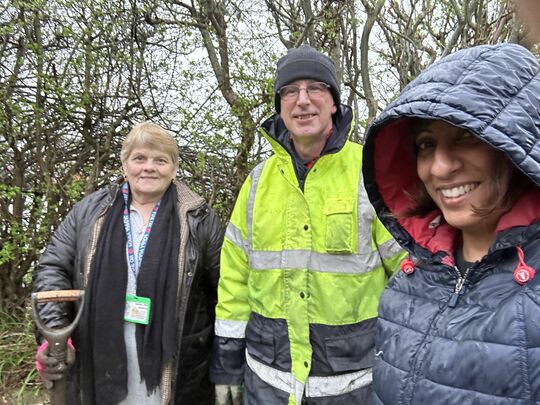 We’re ‘diggin’ in the rain… just ‘diggin’ in the rain