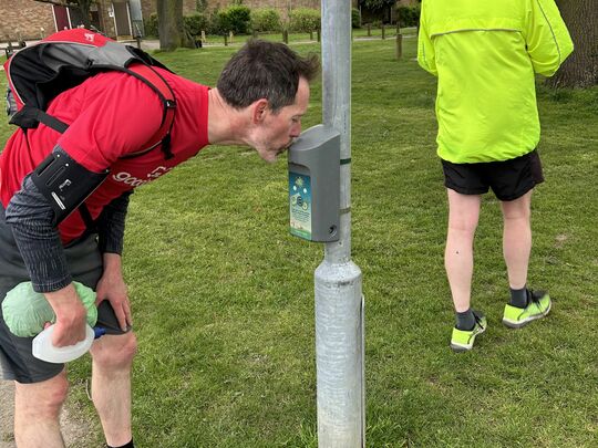 Kissing boxes in the park